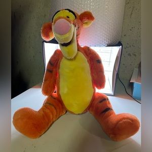 Disney Store Vintage Tigger Plush Toy 20 Inch